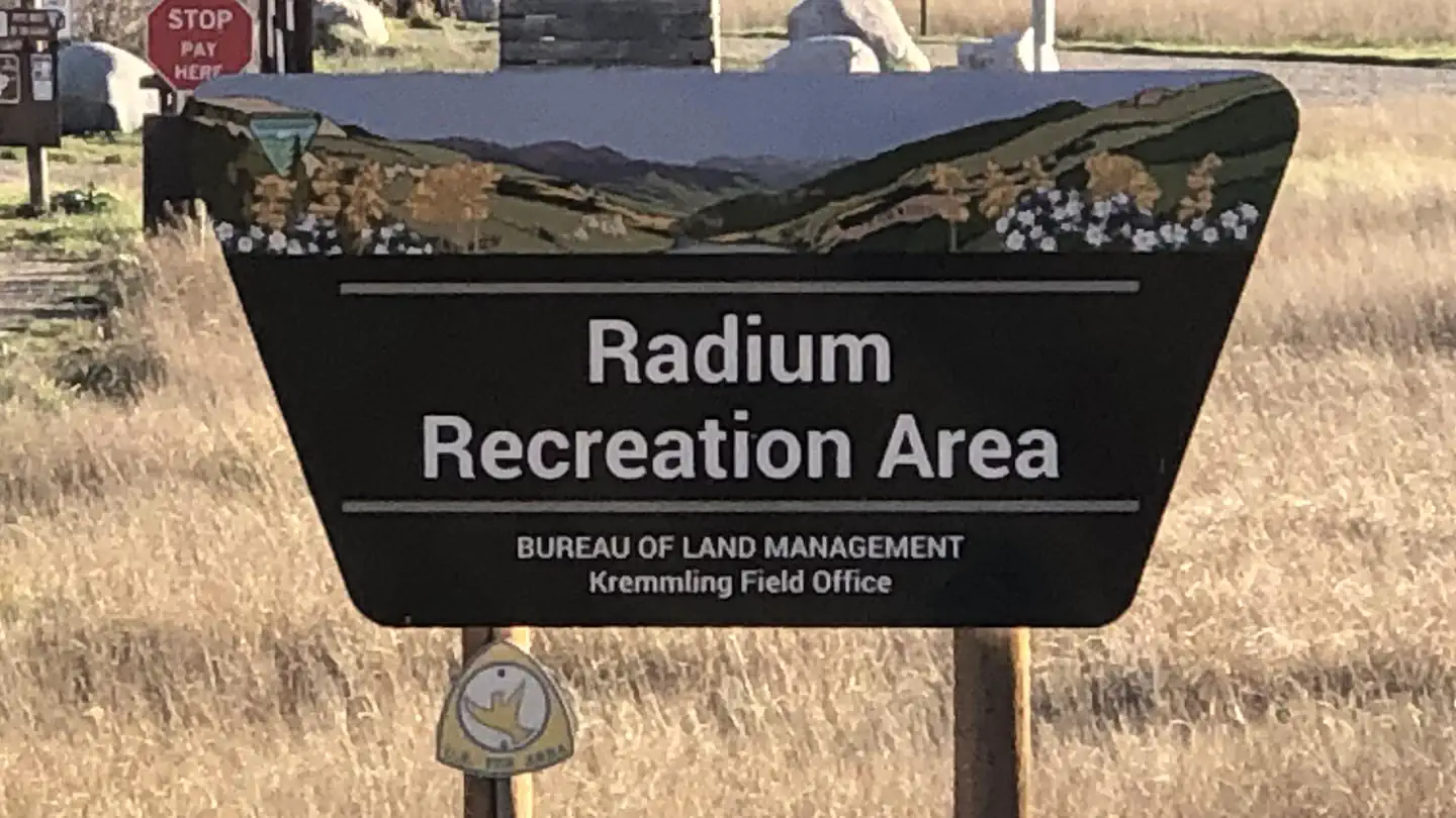 Radium Hot Springs